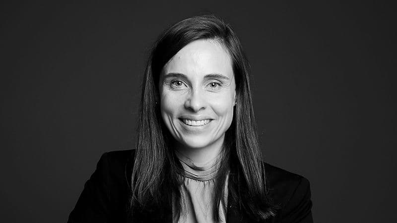 Сандра Амир